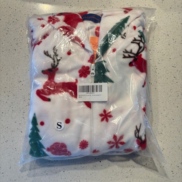 Festive Hooded Onesie with Reindeer and Tree Print Fleece Pajamas - Picture 3 of 5